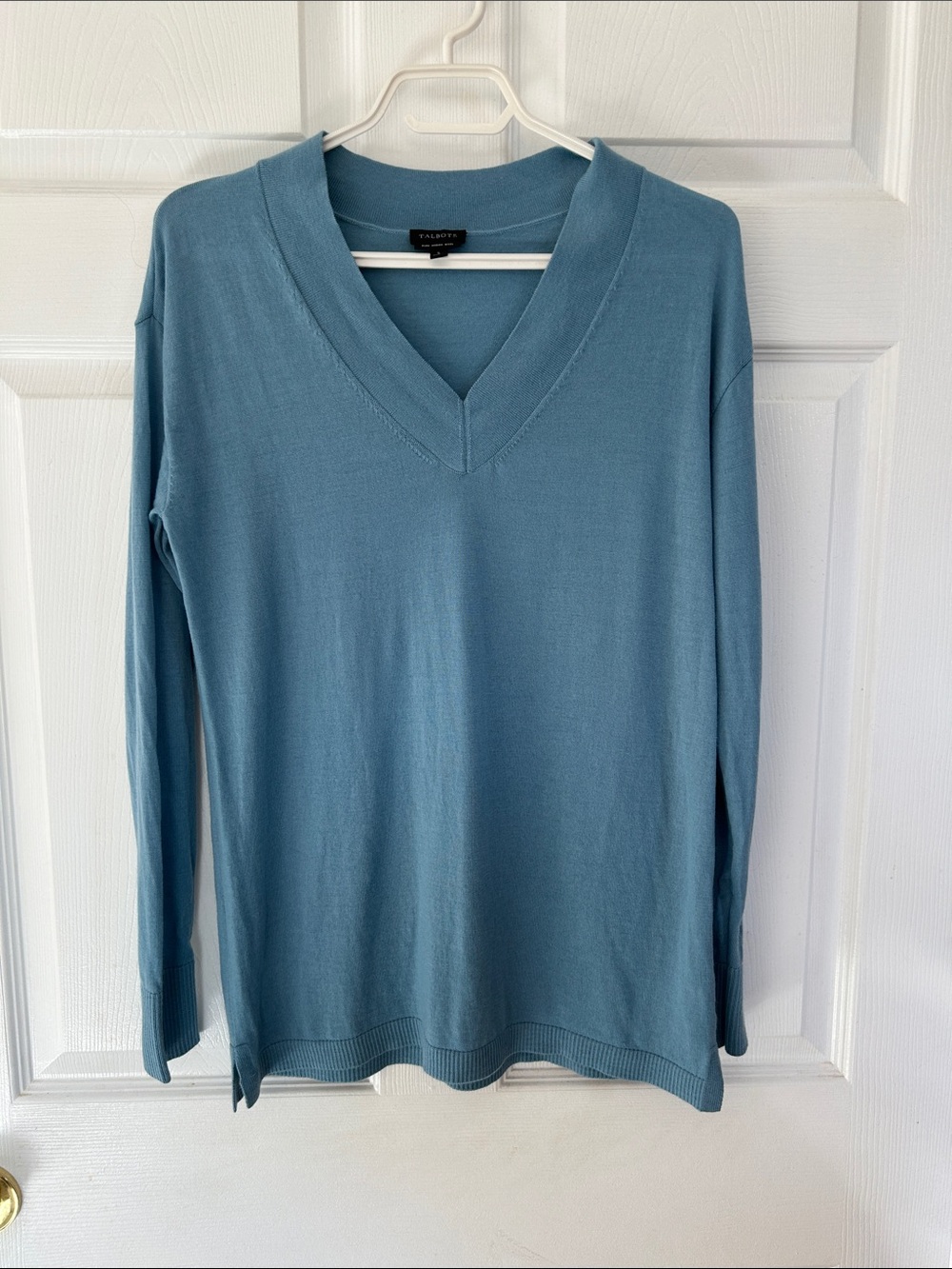 Talbots woman’s V-Neck Sweater in Slate Blue